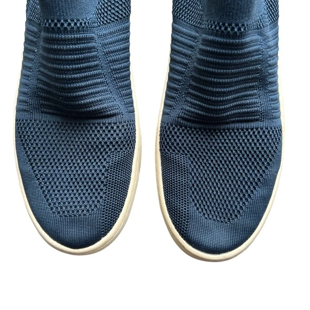 J Slides - Hilo Platform Mesh Navy Blue Sneakers Sz 8.5